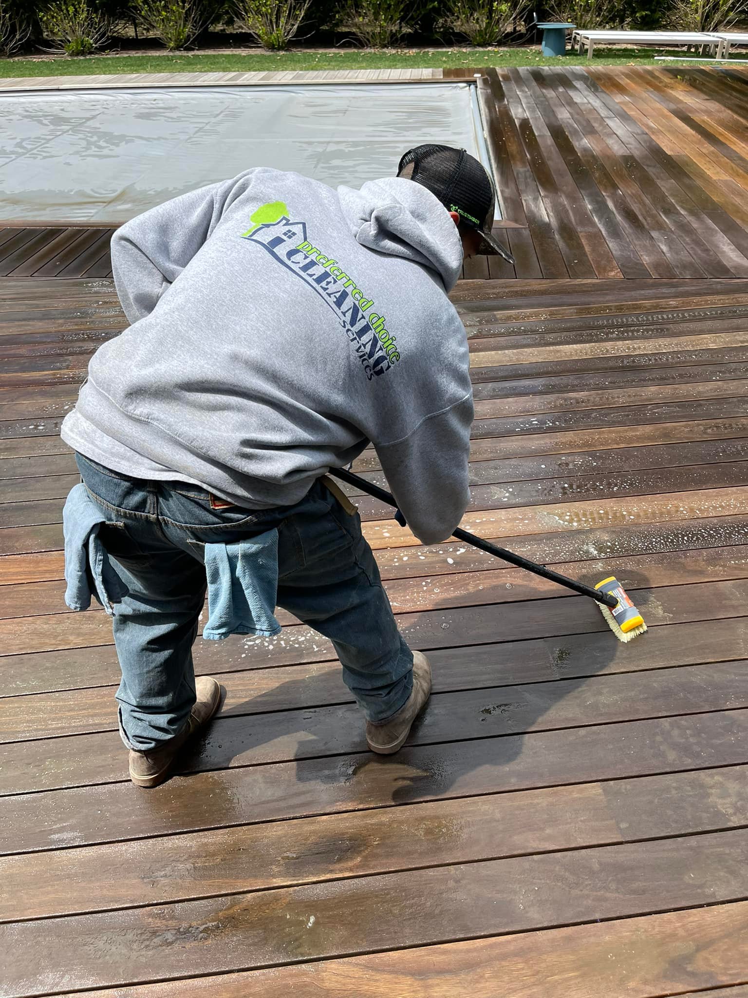 Deck Cleaning Service Long Island